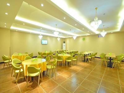 GREENTREE INN LINXI INTERNATIONAL CONVENTION CENTE