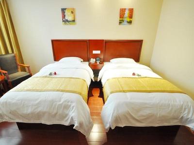 GREENTREE INN LINXI INTERNATIONAL CONVENTION CENTE