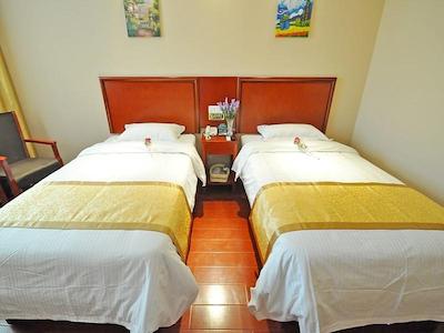 GREENTREE INN LINXI INTERNATIONAL CONVENTION CENTE