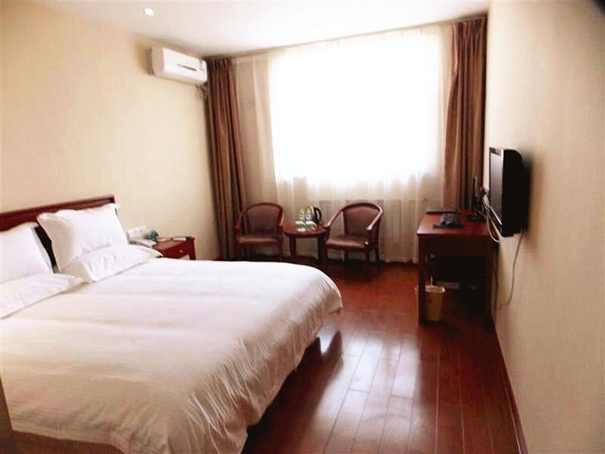 Greentree INN Linyi Lvnan Tianqiao