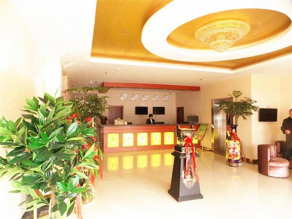 Greentree INN Linyi Lvnan Tianqiao
