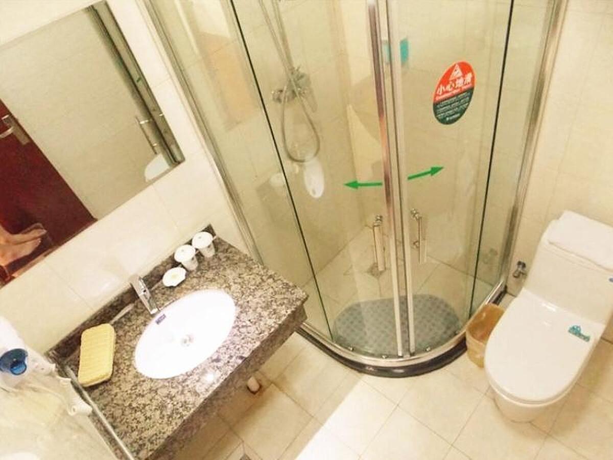 Greentree INN Linyi Lvnan Tianqiao