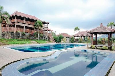Grand Pujon View Hotel And Resort