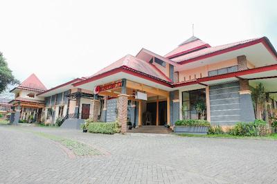 Grand Pujon View Hotel And Resort