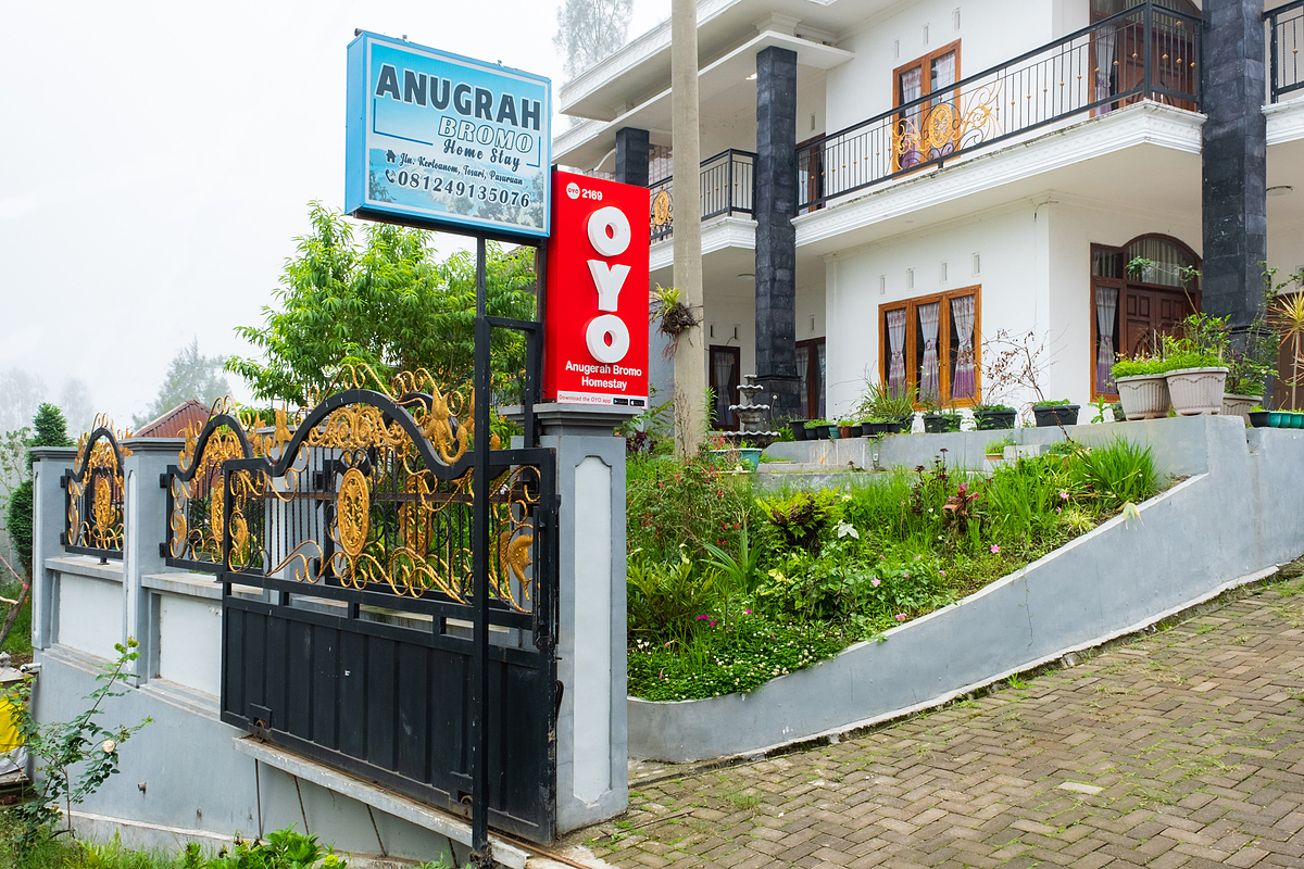 Oyo 2169 Anugrah Bromo Homestay