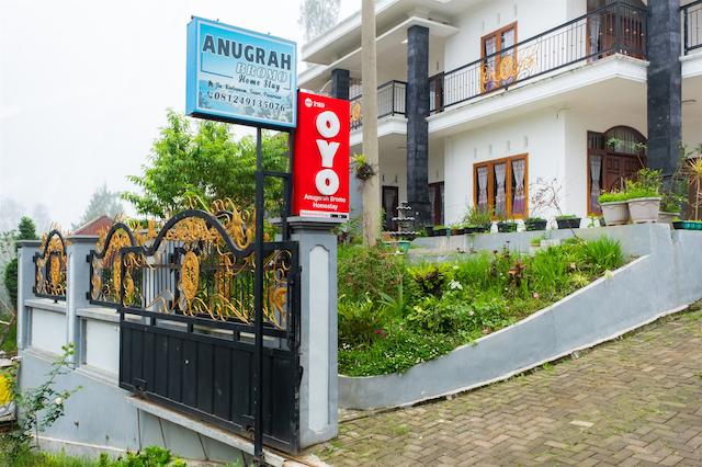 Oyo 2169 Anugrah Bromo Homestay