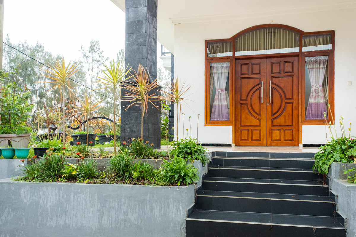 Oyo 2169 Anugrah Bromo Homestay