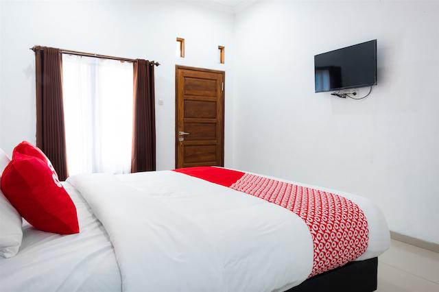Oyo 2169 Anugrah Bromo Homestay