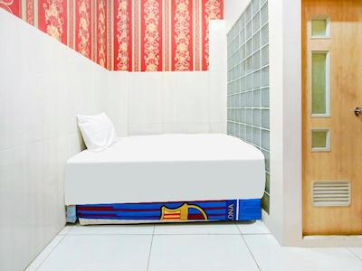 Oyo 3103 Opo Homestay & Kost