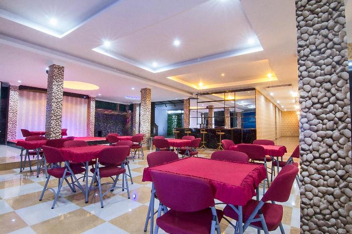OYO 540 Esther Hotel