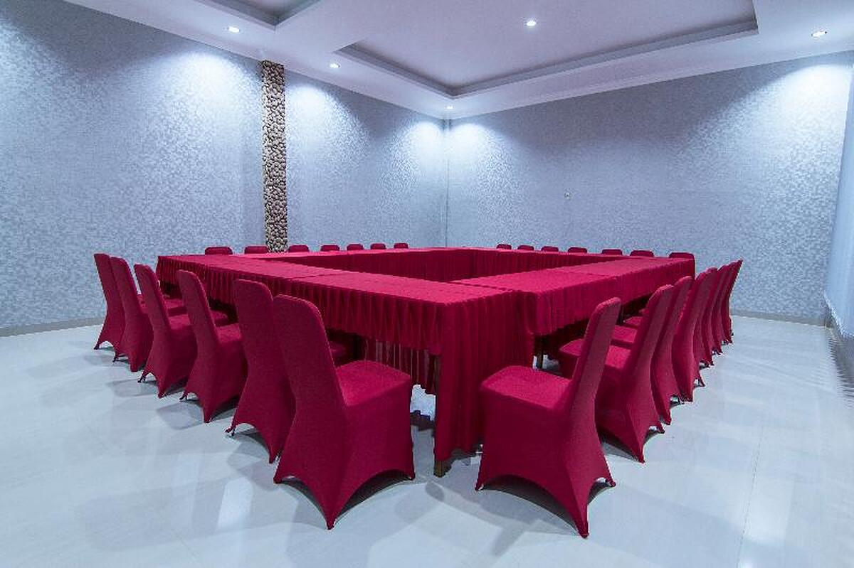 OYO 540 Esther Hotel