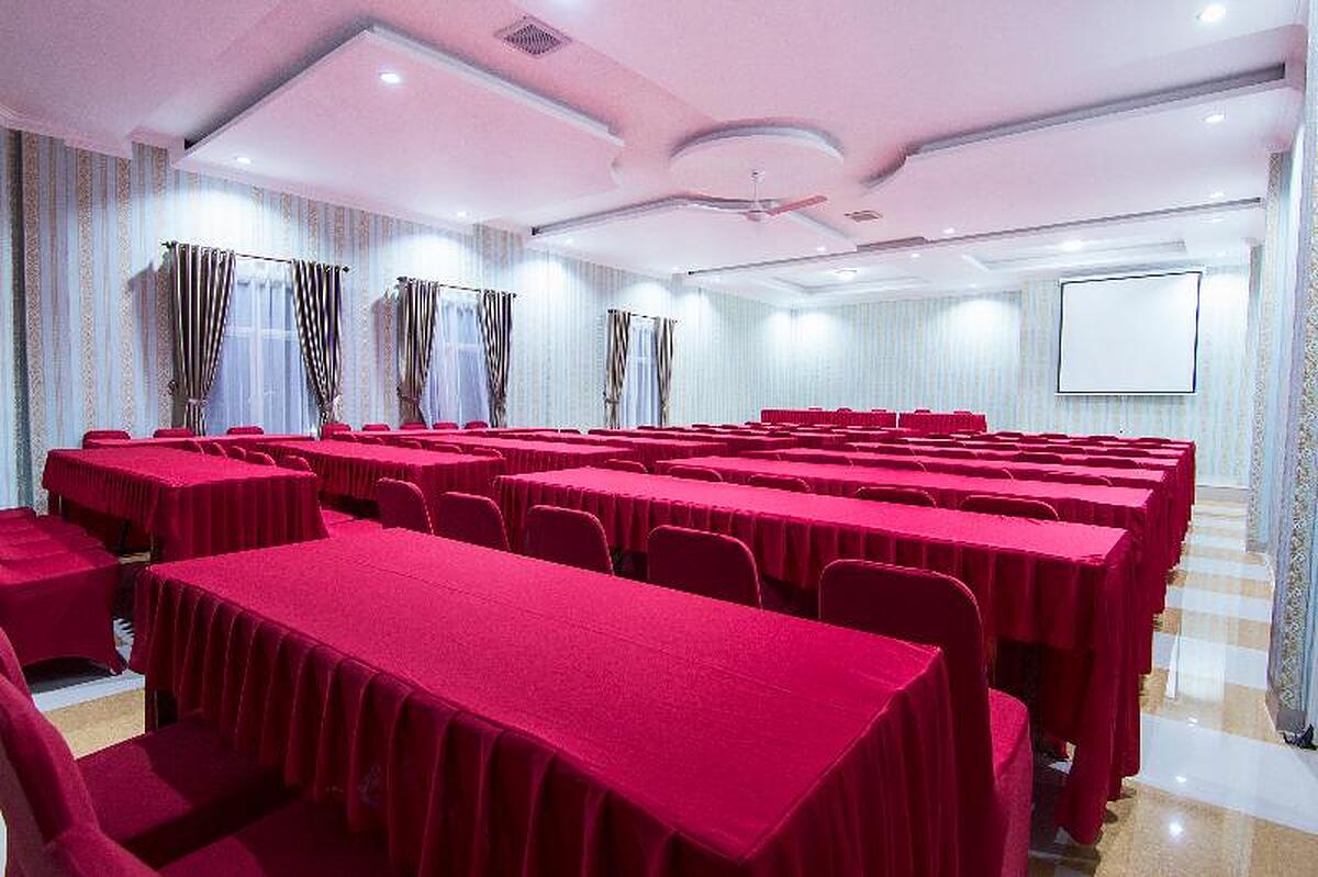 OYO 540 Esther Hotel