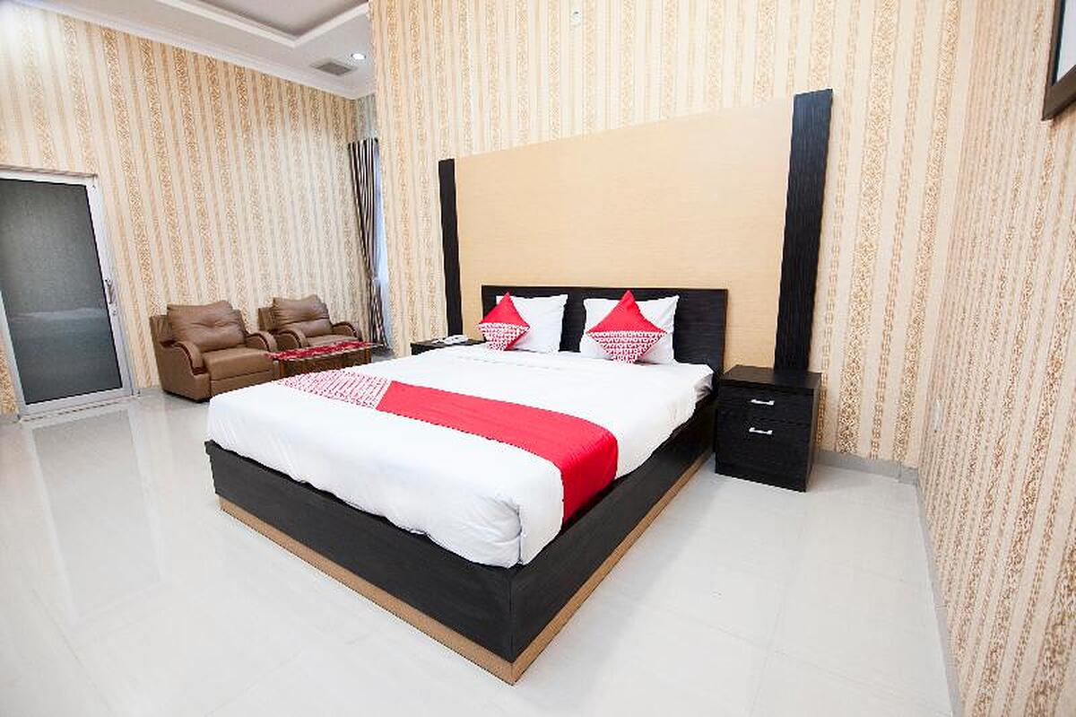 OYO 540 Esther Hotel