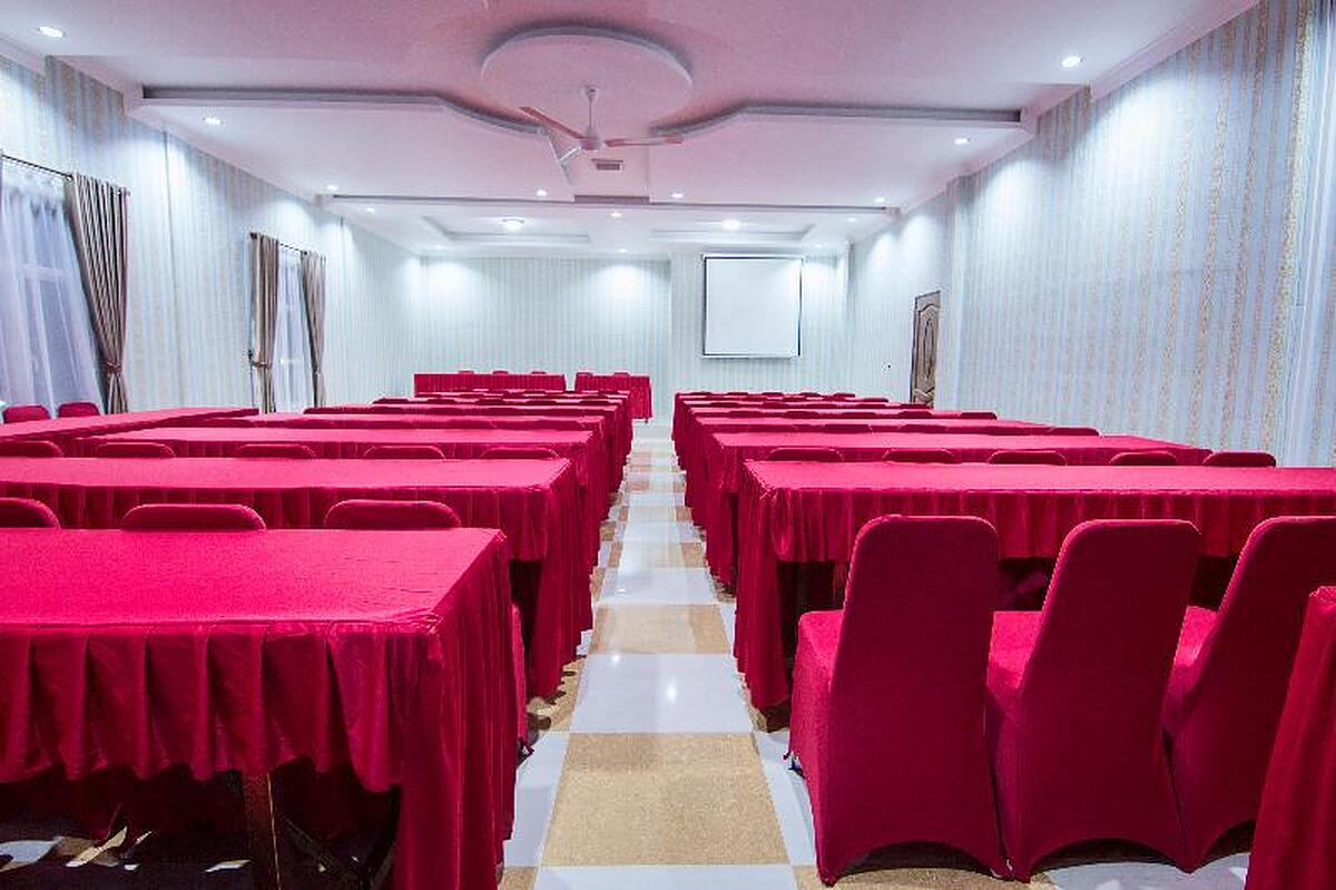 OYO 540 Esther Hotel