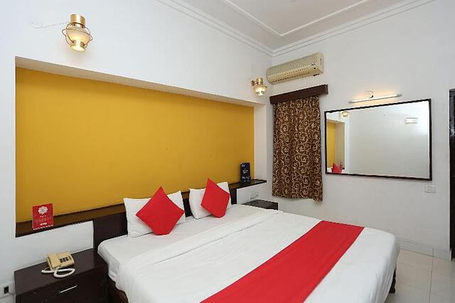 Oyo 2877 Hotel Narayana Palace