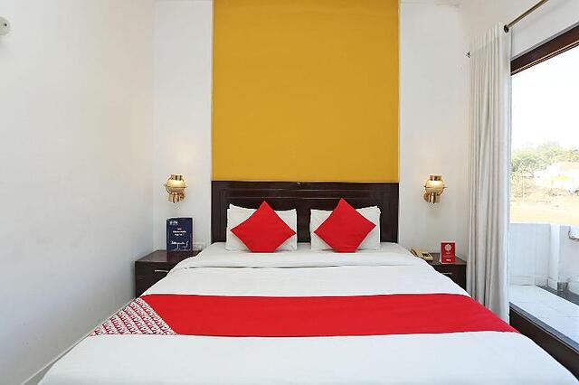 Oyo 2877 Hotel Narayana Palace
