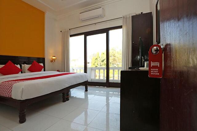 Oyo 2877 Hotel Narayana Palace