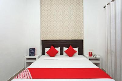 Oyo 2877 Hotel Narayana Palace