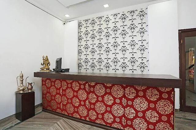 Oyo 2877 Hotel Narayana Palace