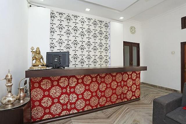 Oyo 2877 Hotel Narayana Palace