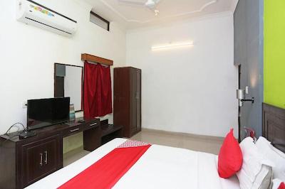 Oyo 2877 Hotel Narayana Palace