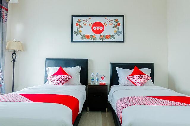 OYO 696 Hasanah Guest House Syariah De Saphire