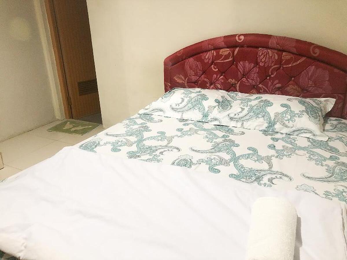 Oyo Life 2698 Kost Blessing