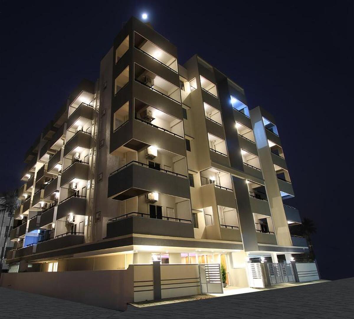 ARRA GRANDE SUITES