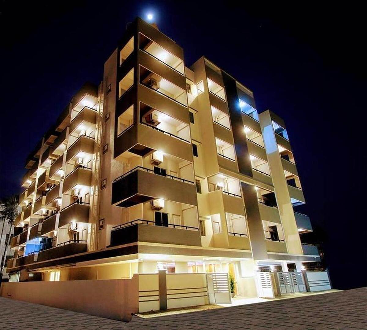 ARRA GRANDE SUITES