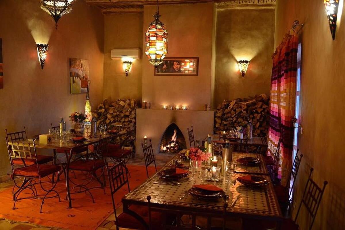 Riad Ain Khadra Khadra