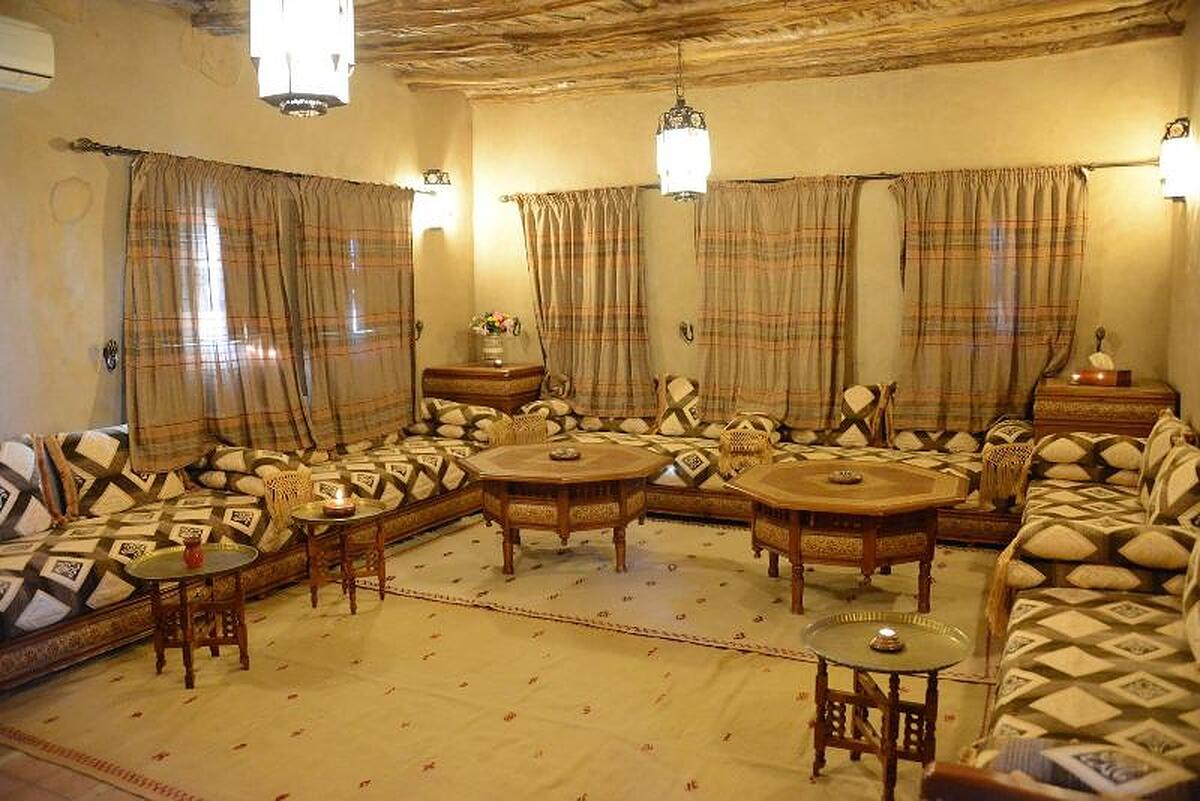 Riad Ain Khadra Khadra