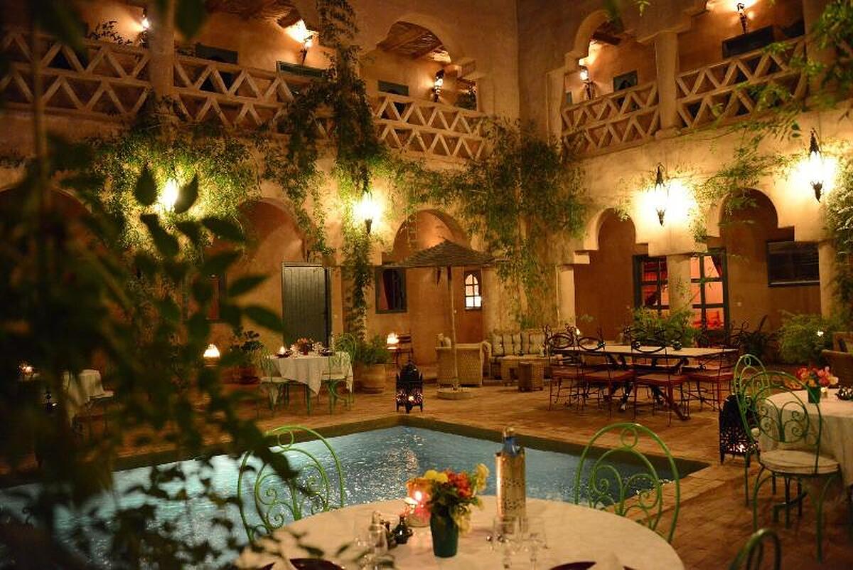 Riad Ain Khadra Khadra