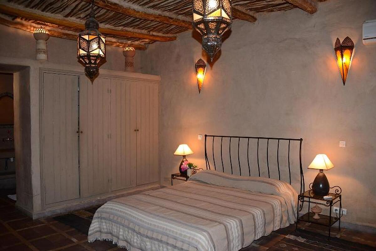 Riad Ain Khadra Khadra
