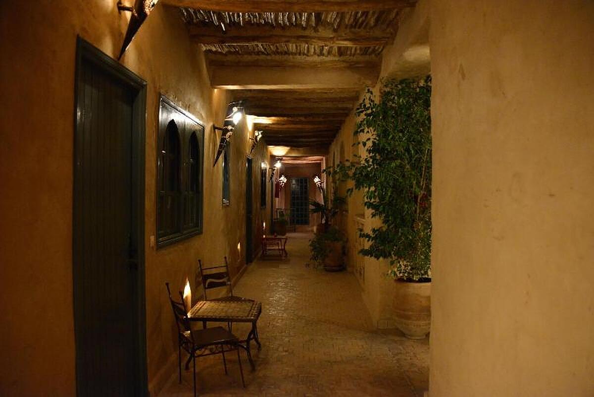Riad Ain Khadra Khadra