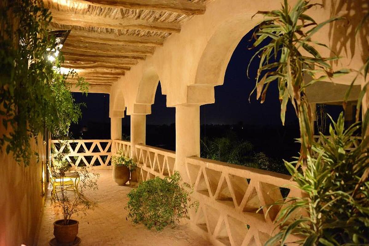 Riad Ain Khadra Khadra