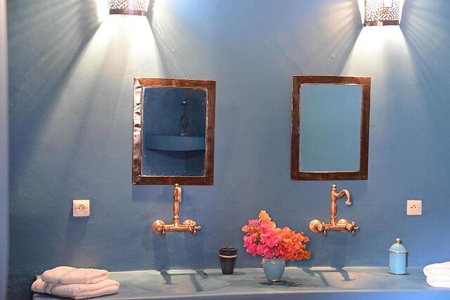 Riad Ain Khadra Khadra