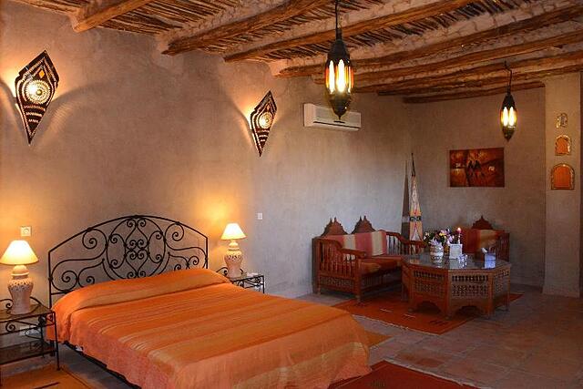 Riad Ain Khadra Khadra