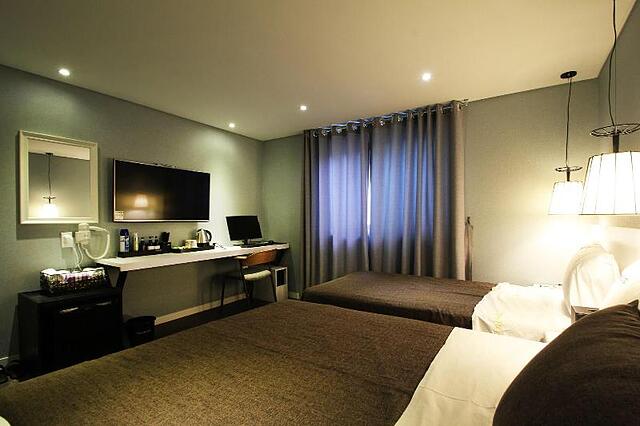 17Th Hotel