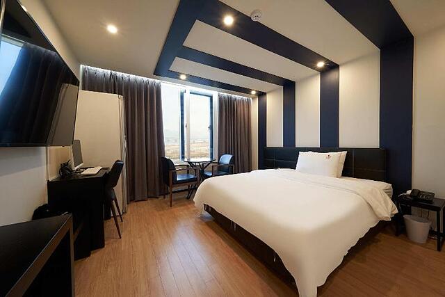 Busan Bardot Hotel