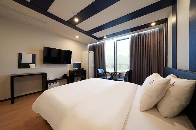 Busan Bardot Hotel