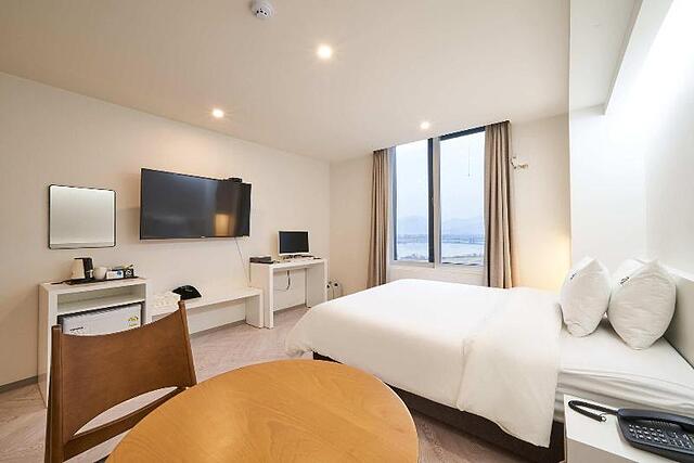 Busan Bardot Hotel