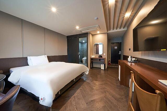 Busan Bardot Hotel