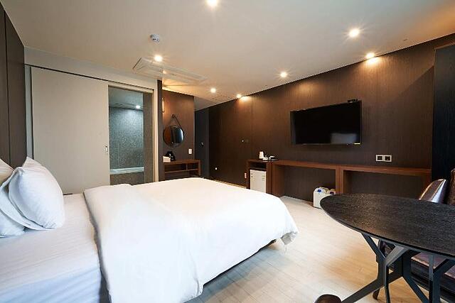 Busan Bardot Hotel
