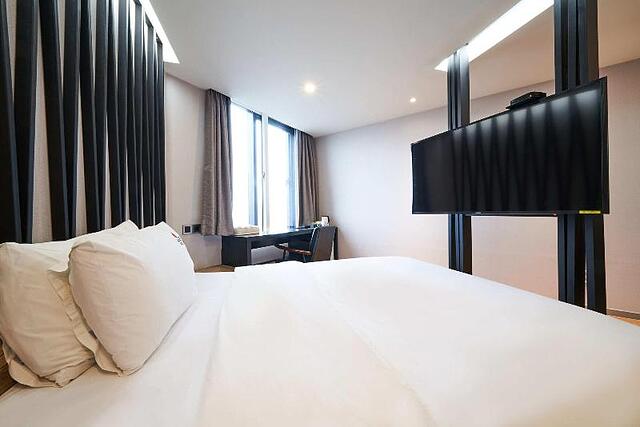 Busan Bardot Hotel