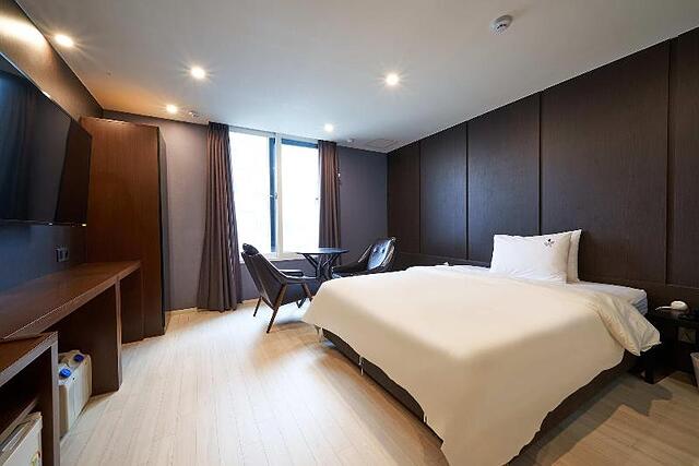 Busan Bardot Hotel