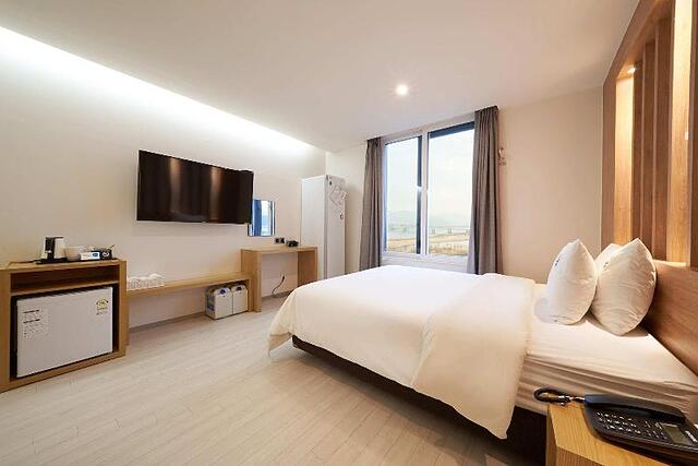 Busan Bardot Hotel