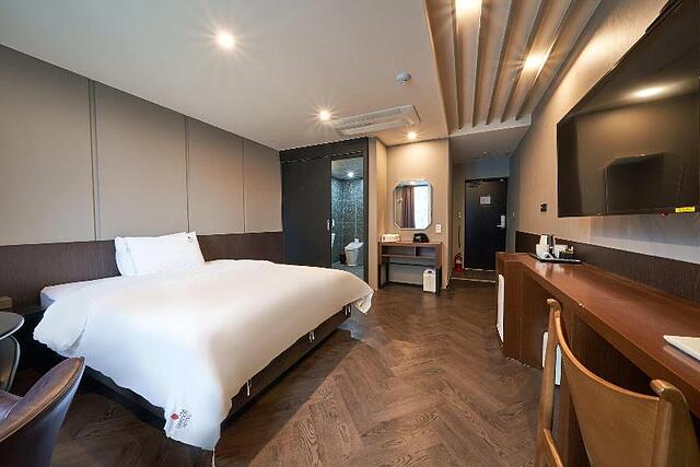 Busan Bardot Hotel