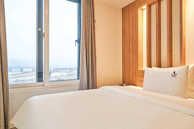 Busan Bardot Hotel