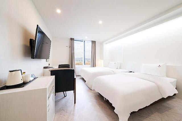 Busan Bardot Hotel