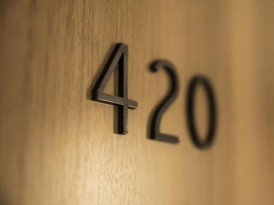 JR EAST HOTEL METS GOTANDA